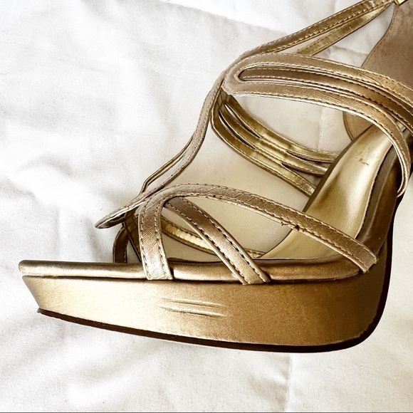 Charles David Platform Sandals - Picture 10 of 12